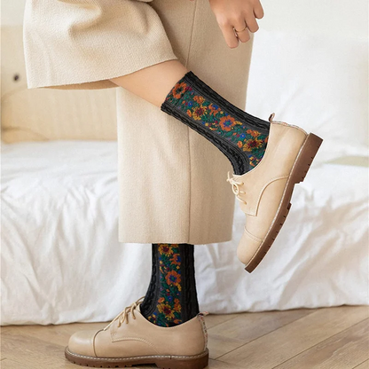 Hot Sale-Vintage Embroidered Floral Socks