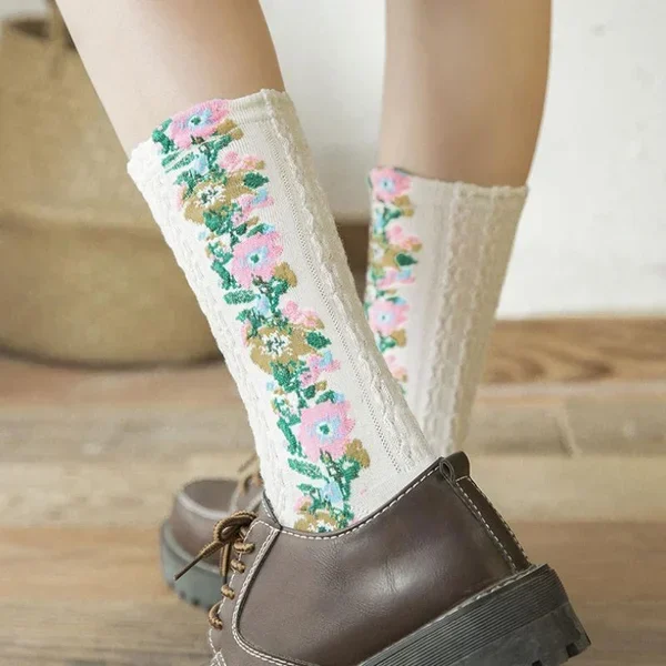 Hot Sale-Vintage Embroidered Floral Socks