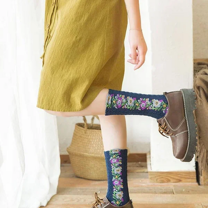 Hot Sale-Vintage Embroidered Floral Socks