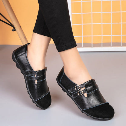 The versatility and fashion sense of women's casual shoes