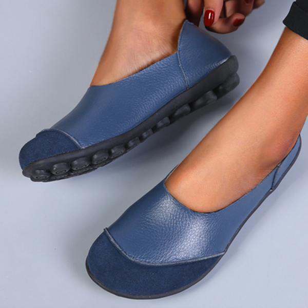Unparalleled comfort in these casual flat shoes for women