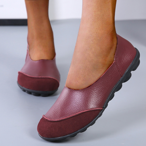 Unparalleled comfort in these casual flat shoes for women