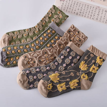 Sale 50%OFF-5 Pairs Women's Embossed Floral Cotton Socks