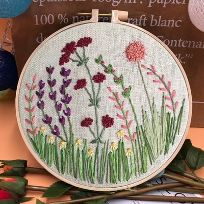 🔥 49% OFF - Perfect Gift - Embroidery Hoop Flower Kit for Beginner