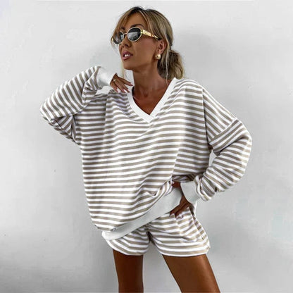 Women's 2-Piece Outfits Striped V Neck Loose Fit Top & Shorts