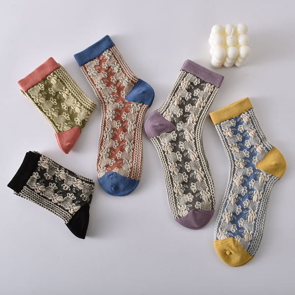 Sale 50%OFF-5 Pairs Women's Vintage Embossed Cotton Socks