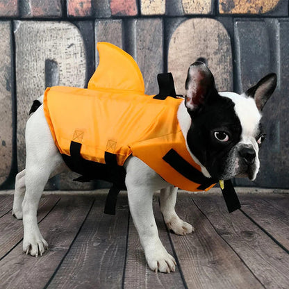 Gilet de sauvetage pour chien Shark - Gardez votre animal en sécurité et élégant dans l'eau 