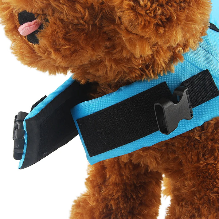 Dog Life Vest Shark- Keep Your Pet Safe and Stylish in the Water