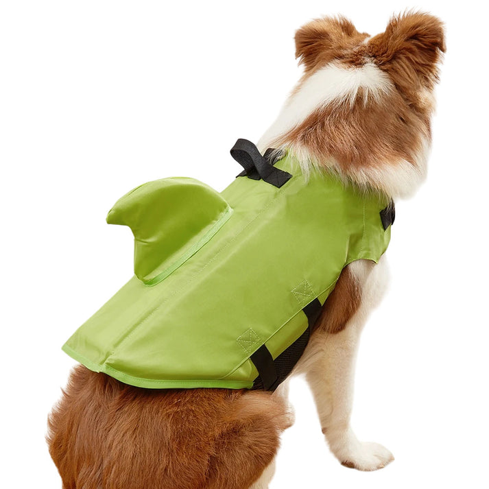 Gilet de sauvetage pour chien Shark - Gardez votre animal en sécurité et élégant dans l'eau 