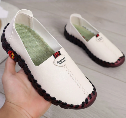 Women's Wide Fit Thick Sole Flats: Ultimate Comfort & Balance for Every Step