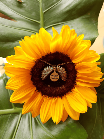 Last Day 75% OFF - 🔥🌞"You Are My Sunshine" Sunflower Necklace🌻