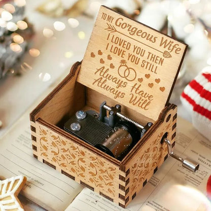 Best Gift-Engraved Music Box