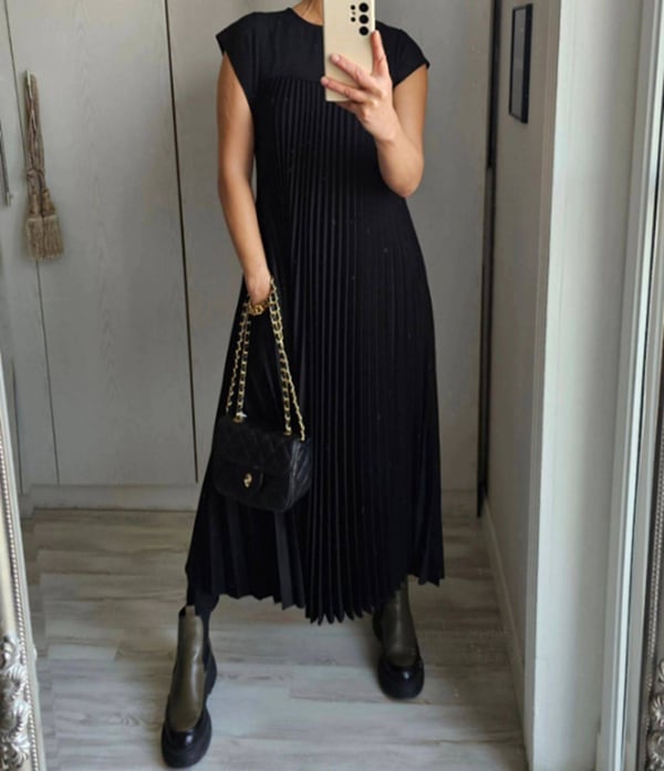 Women Pleated Simple Solid Color Dress