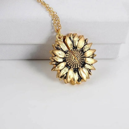 Last Day 75% OFF - 🔥🌞"You Are My Sunshine" Sunflower Necklace🌻