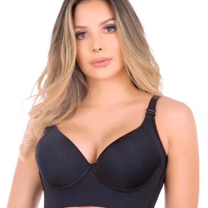 Soutien-gorge sculptant à bonnets profonds et à la mode