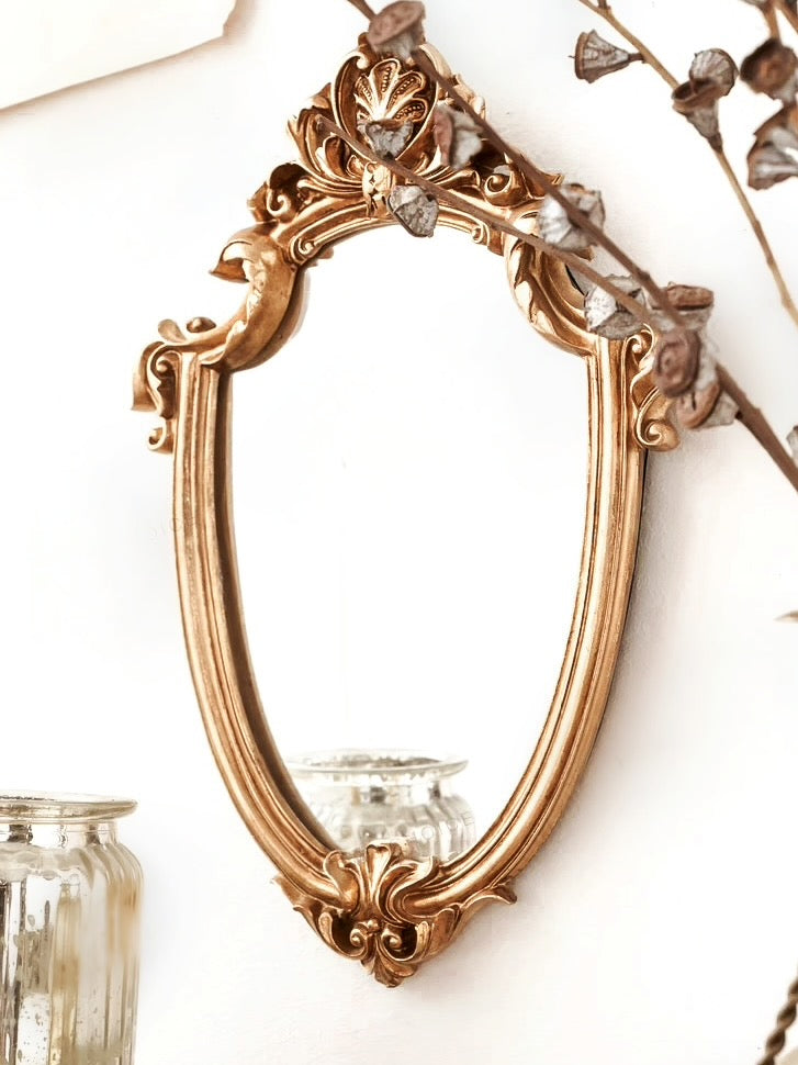 Vintage Luxurious Gold Mirror